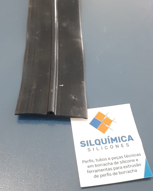 Perfil de silicone condutivo